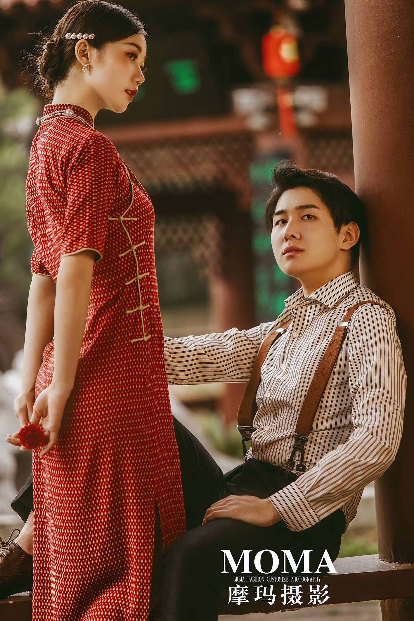 环肩相拥-图片3