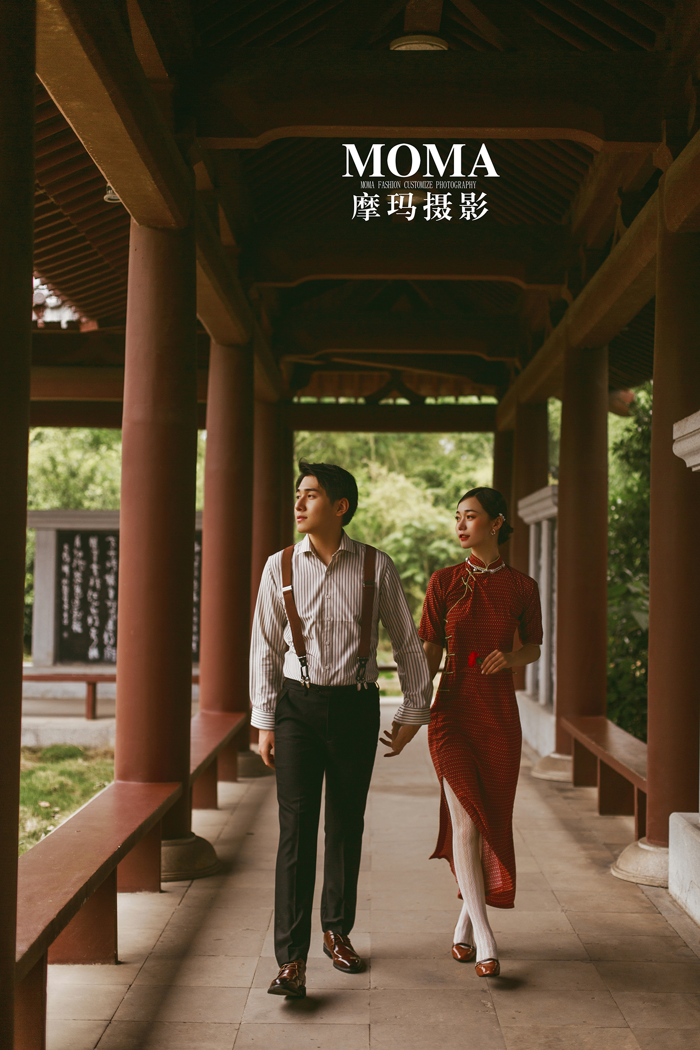 环肩相拥-图片9