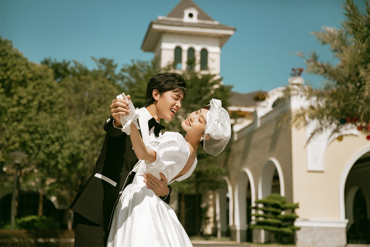 轻奢欧式-图片1