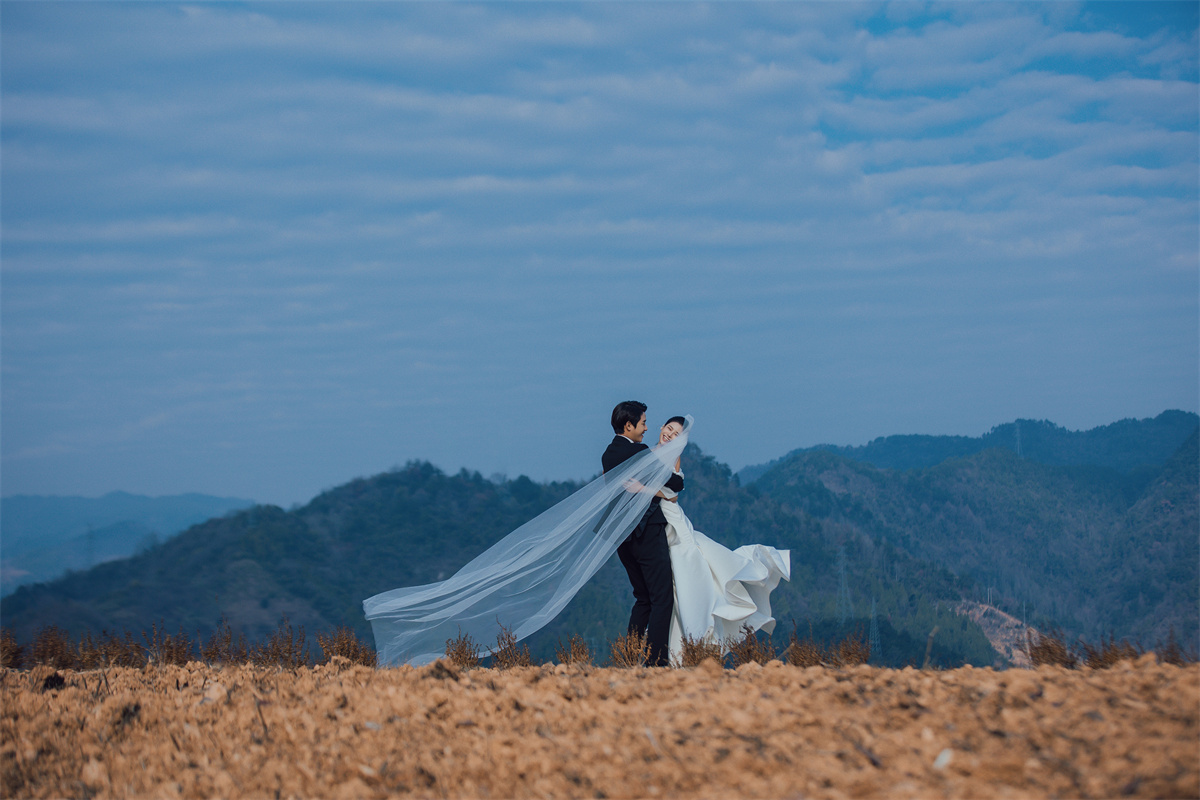 天空远山-图片1