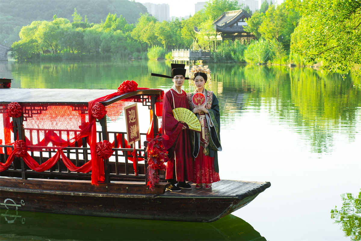 明制汉服-图片5