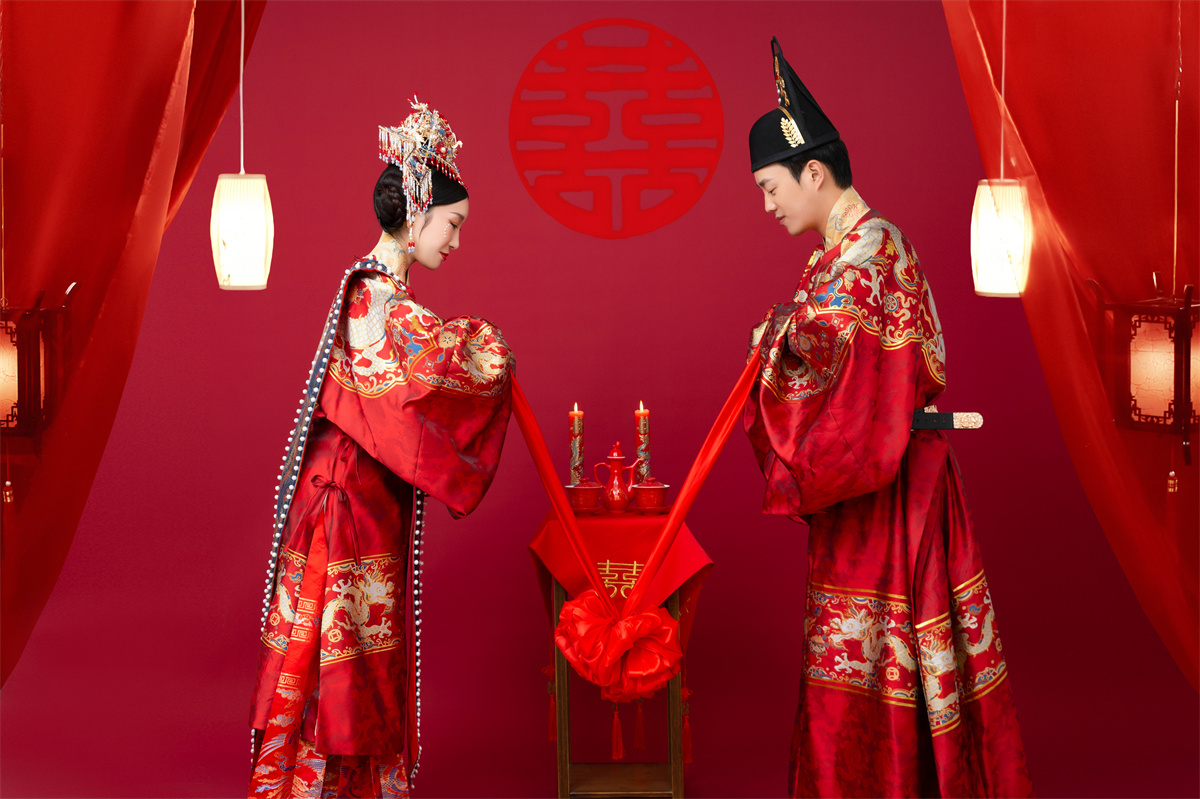 明制汉服-图片2