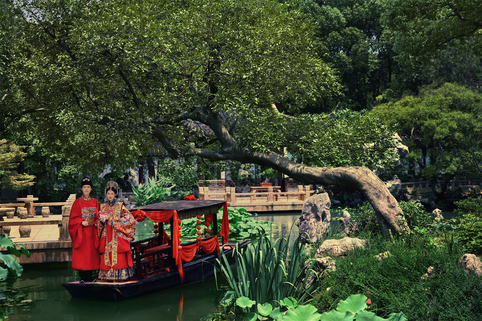 水上汉服-图片1