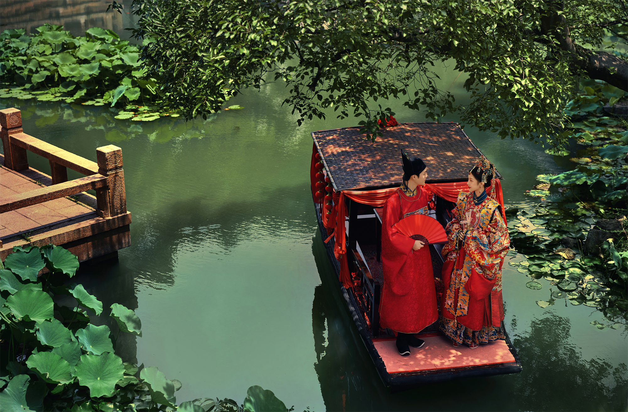 水上汉服-图片3